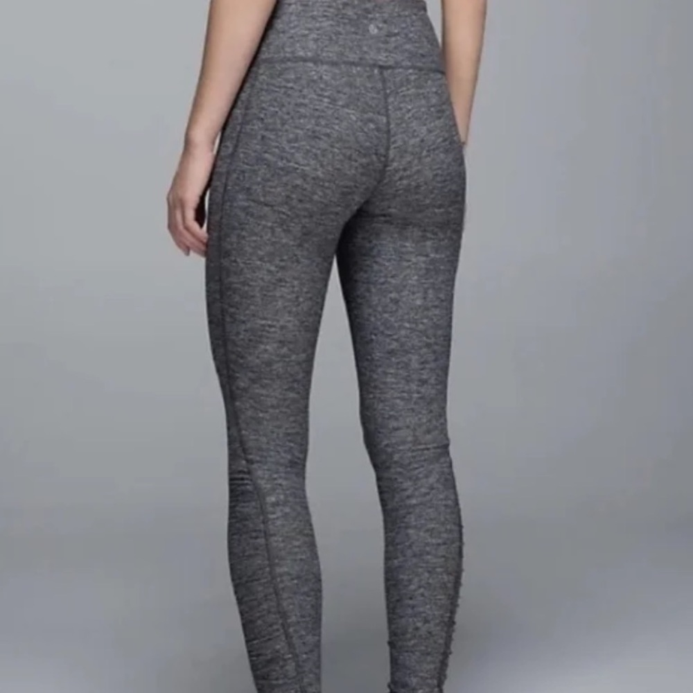 Lululemon Heathered Gray 25" Leggings